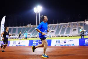 BIB: 255, 1313
                            <button type="button" onclick="openModal(18777651)" class="btn btn-primary btn-sm float-right btn-popup" data-toggle="modal" data-target=".modal-high-quality">
                        <i class="fas fa-shopping-cart"></i> Add to Cart
                    </button>
                                            <button type="button" onclick="isThisMe(18777651, true)" class="btn btn-success btn-sm float-right btn-popup btn-isme hidden" data-toggle="tooltip" data-placement="bottom" title="นี่คือรูปของคุณใช่ไหม คลิกที่นี่เพื่อเอาเข้าอัลบั้ม">
                        <i class="fas fa-plus"></i> Add to album
                    </button>
                    <button type="button" onclick="isThisMe(18777651, false)" class="btn btn-warning btn-sm float-right btn-popup btn-isnotme hidden">
                        <i class="fas fa-ban"></i> Remove from album
                    </button>