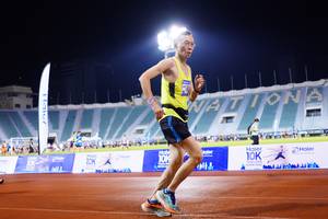 BIB: 2012
                            <button type="button" onclick="openModal(18777901)" class="btn btn-primary btn-sm float-right btn-popup" data-toggle="modal" data-target=".modal-high-quality">
                        <i class="fas fa-shopping-cart"></i> Add to Cart
                    </button>
                                            <button type="button" onclick="isThisMe(18777901, true)" class="btn btn-success btn-sm float-right btn-popup btn-isme hidden" data-toggle="tooltip" data-placement="bottom" title="นี่คือรูปของคุณใช่ไหม คลิกที่นี่เพื่อเอาเข้าอัลบั้ม">
                        <i class="fas fa-plus"></i> Add to album
                    </button>
                    <button type="button" onclick="isThisMe(18777901, false)" class="btn btn-warning btn-sm float-right btn-popup btn-isnotme hidden">
                        <i class="fas fa-ban"></i> Remove from album
                    </button>