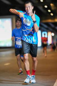 BIB: 12607
                            <button type="button" onclick="openModal(18756691)" class="btn btn-primary btn-sm float-right btn-popup" data-toggle="modal" data-target=".modal-high-quality">
                        <i class="fas fa-shopping-cart"></i> Add to Cart
                    </button>
                                            <button type="button" onclick="isThisMe(18756691, true)" class="btn btn-success btn-sm float-right btn-popup btn-isme hidden" data-toggle="tooltip" data-placement="bottom" title="นี่คือรูปของคุณใช่ไหม คลิกที่นี่เพื่อเอาเข้าอัลบั้ม">
                        <i class="fas fa-plus"></i> Add to album
                    </button>
                    <button type="button" onclick="isThisMe(18756691, false)" class="btn btn-warning btn-sm float-right btn-popup btn-isnotme hidden">
                        <i class="fas fa-ban"></i> Remove from album
                    </button>