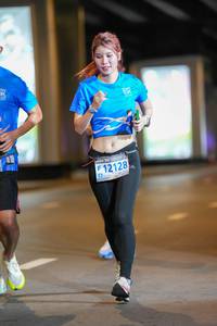 BIB: 100, 12128
                            <button type="button" onclick="openModal(18755684)" class="btn btn-primary btn-sm float-right btn-popup" data-toggle="modal" data-target=".modal-high-quality">
                        <i class="fas fa-shopping-cart"></i> Add to Cart
                    </button>
                                            <button type="button" onclick="isThisMe(18755684, true)" class="btn btn-success btn-sm float-right btn-popup btn-isme hidden" data-toggle="tooltip" data-placement="bottom" title="นี่คือรูปของคุณใช่ไหม คลิกที่นี่เพื่อเอาเข้าอัลบั้ม">
                        <i class="fas fa-plus"></i> Add to album
                    </button>
                    <button type="button" onclick="isThisMe(18755684, false)" class="btn btn-warning btn-sm float-right btn-popup btn-isnotme hidden">
                        <i class="fas fa-ban"></i> Remove from album
                    </button>