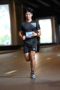 BIB: 1284
                            <button type="button" onclick="openModal(18662929)" class="btn btn-primary btn-sm float-right btn-popup" data-toggle="modal" data-target=".modal-high-quality">
                        <i class="fas fa-shopping-cart"></i> Add to Cart
                    </button>
                                            <button type="button" onclick="isThisMe(18662929, true)" class="btn btn-success btn-sm float-right btn-popup btn-isme hidden" data-toggle="tooltip" data-placement="bottom" title="นี่คือรูปของคุณใช่ไหม คลิกที่นี่เพื่อเอาเข้าอัลบั้ม">
                        <i class="fas fa-plus"></i> Add to album
                    </button>
                    <button type="button" onclick="isThisMe(18662929, false)" class="btn btn-warning btn-sm float-right btn-popup btn-isnotme hidden">
                        <i class="fas fa-ban"></i> Remove from album
                    </button>