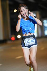 BIB: 12600, 2018
                            <button type="button" onclick="openModal(18759968)" class="btn btn-primary btn-sm float-right btn-popup" data-toggle="modal" data-target=".modal-high-quality">
                        <i class="fas fa-shopping-cart"></i> Add to Cart
                    </button>
                                            <button type="button" onclick="isThisMe(18759968, true)" class="btn btn-success btn-sm float-right btn-popup btn-isme hidden" data-toggle="tooltip" data-placement="bottom" title="นี่คือรูปของคุณใช่ไหม คลิกที่นี่เพื่อเอาเข้าอัลบั้ม">
                        <i class="fas fa-plus"></i> Add to album
                    </button>
                    <button type="button" onclick="isThisMe(18759968, false)" class="btn btn-warning btn-sm float-right btn-popup btn-isnotme hidden">
                        <i class="fas fa-ban"></i> Remove from album
                    </button>