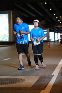 BIB: 130, 1306
                            <button type="button" onclick="openModal(18673588)" class="btn btn-primary btn-sm float-right btn-popup" data-toggle="modal" data-target=".modal-high-quality">
                        <i class="fas fa-shopping-cart"></i> Add to Cart
                    </button>
                                            <button type="button" onclick="isThisMe(18673588, true)" class="btn btn-success btn-sm float-right btn-popup btn-isme hidden" data-toggle="tooltip" data-placement="bottom" title="นี่คือรูปของคุณใช่ไหม คลิกที่นี่เพื่อเอาเข้าอัลบั้ม">
                        <i class="fas fa-plus"></i> Add to album
                    </button>
                    <button type="button" onclick="isThisMe(18673588, false)" class="btn btn-warning btn-sm float-right btn-popup btn-isnotme hidden">
                        <i class="fas fa-ban"></i> Remove from album
                    </button>