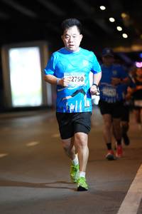 BIB: 2750
                            <button type="button" onclick="openModal(18663495)" class="btn btn-primary btn-sm float-right btn-popup" data-toggle="modal" data-target=".modal-high-quality">
                        <i class="fas fa-shopping-cart"></i> Add to Cart
                    </button>
                                            <button type="button" onclick="isThisMe(18663495, true)" class="btn btn-success btn-sm float-right btn-popup btn-isme hidden" data-toggle="tooltip" data-placement="bottom" title="นี่คือรูปของคุณใช่ไหม คลิกที่นี่เพื่อเอาเข้าอัลบั้ม">
                        <i class="fas fa-plus"></i> Add to album
                    </button>
                    <button type="button" onclick="isThisMe(18663495, false)" class="btn btn-warning btn-sm float-right btn-popup btn-isnotme hidden">
                        <i class="fas fa-ban"></i> Remove from album
                    </button>