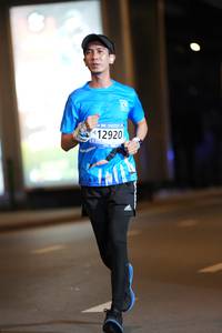 BIB: 12920
                            <button type="button" onclick="openModal(18663666)" class="btn btn-primary btn-sm float-right btn-popup" data-toggle="modal" data-target=".modal-high-quality">
                        <i class="fas fa-shopping-cart"></i> Add to Cart
                    </button>
                                            <button type="button" onclick="isThisMe(18663666, true)" class="btn btn-success btn-sm float-right btn-popup btn-isme hidden" data-toggle="tooltip" data-placement="bottom" title="นี่คือรูปของคุณใช่ไหม คลิกที่นี่เพื่อเอาเข้าอัลบั้ม">
                        <i class="fas fa-plus"></i> Add to album
                    </button>
                    <button type="button" onclick="isThisMe(18663666, false)" class="btn btn-warning btn-sm float-right btn-popup btn-isnotme hidden">
                        <i class="fas fa-ban"></i> Remove from album
                    </button>