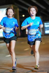 BIB: 2644, 12645
                            <button type="button" onclick="openModal(18759338)" class="btn btn-primary btn-sm float-right btn-popup" data-toggle="modal" data-target=".modal-high-quality">
                        <i class="fas fa-shopping-cart"></i> Add to Cart
                    </button>
                                            <button type="button" onclick="isThisMe(18759338, true)" class="btn btn-success btn-sm float-right btn-popup btn-isme hidden" data-toggle="tooltip" data-placement="bottom" title="นี่คือรูปของคุณใช่ไหม คลิกที่นี่เพื่อเอาเข้าอัลบั้ม">
                        <i class="fas fa-plus"></i> Add to album
                    </button>
                    <button type="button" onclick="isThisMe(18759338, false)" class="btn btn-warning btn-sm float-right btn-popup btn-isnotme hidden">
                        <i class="fas fa-ban"></i> Remove from album
                    </button>