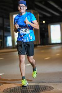 BIB: 12250
                            <button type="button" onclick="openModal(18757129)" class="btn btn-primary btn-sm float-right btn-popup" data-toggle="modal" data-target=".modal-high-quality">
                        <i class="fas fa-shopping-cart"></i> Add to Cart
                    </button>
                                            <button type="button" onclick="isThisMe(18757129, true)" class="btn btn-success btn-sm float-right btn-popup btn-isme hidden" data-toggle="tooltip" data-placement="bottom" title="นี่คือรูปของคุณใช่ไหม คลิกที่นี่เพื่อเอาเข้าอัลบั้ม">
                        <i class="fas fa-plus"></i> Add to album
                    </button>
                    <button type="button" onclick="isThisMe(18757129, false)" class="btn btn-warning btn-sm float-right btn-popup btn-isnotme hidden">
                        <i class="fas fa-ban"></i> Remove from album
                    </button>