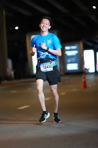 BIB: 12432
                            <button type="button" onclick="openModal(18663532)" class="btn btn-primary btn-sm float-right btn-popup" data-toggle="modal" data-target=".modal-high-quality">
                        <i class="fas fa-shopping-cart"></i> Add to Cart
                    </button>
                                            <button type="button" onclick="isThisMe(18663532, true)" class="btn btn-success btn-sm float-right btn-popup btn-isme hidden" data-toggle="tooltip" data-placement="bottom" title="นี่คือรูปของคุณใช่ไหม คลิกที่นี่เพื่อเอาเข้าอัลบั้ม">
                        <i class="fas fa-plus"></i> Add to album
                    </button>
                    <button type="button" onclick="isThisMe(18663532, false)" class="btn btn-warning btn-sm float-right btn-popup btn-isnotme hidden">
                        <i class="fas fa-ban"></i> Remove from album
                    </button>