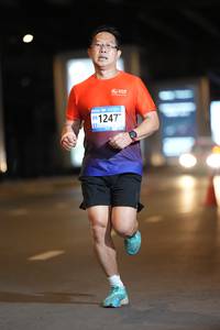 BIB: 810, 100, 1247
                            <button type="button" onclick="openModal(18663277)" class="btn btn-primary btn-sm float-right btn-popup" data-toggle="modal" data-target=".modal-high-quality">
                        <i class="fas fa-shopping-cart"></i> Add to Cart
                    </button>
                                            <button type="button" onclick="isThisMe(18663277, true)" class="btn btn-success btn-sm float-right btn-popup btn-isme hidden" data-toggle="tooltip" data-placement="bottom" title="นี่คือรูปของคุณใช่ไหม คลิกที่นี่เพื่อเอาเข้าอัลบั้ม">
                        <i class="fas fa-plus"></i> Add to album
                    </button>
                    <button type="button" onclick="isThisMe(18663277, false)" class="btn btn-warning btn-sm float-right btn-popup btn-isnotme hidden">
                        <i class="fas fa-ban"></i> Remove from album
                    </button>