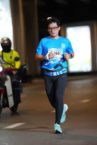 BIB: 2663
                            <button type="button" onclick="openModal(18662939)" class="btn btn-primary btn-sm float-right btn-popup" data-toggle="modal" data-target=".modal-high-quality">
                        <i class="fas fa-shopping-cart"></i> Add to Cart
                    </button>
                                            <button type="button" onclick="isThisMe(18662939, true)" class="btn btn-success btn-sm float-right btn-popup btn-isme hidden" data-toggle="tooltip" data-placement="bottom" title="นี่คือรูปของคุณใช่ไหม คลิกที่นี่เพื่อเอาเข้าอัลบั้ม">
                        <i class="fas fa-plus"></i> Add to album
                    </button>
                    <button type="button" onclick="isThisMe(18662939, false)" class="btn btn-warning btn-sm float-right btn-popup btn-isnotme hidden">
                        <i class="fas fa-ban"></i> Remove from album
                    </button>