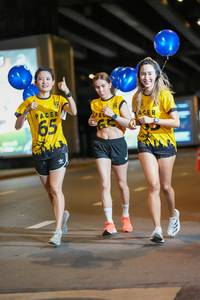 BIB: 411
                            <button type="button" onclick="openModal(18757481)" class="btn btn-primary btn-sm float-right btn-popup" data-toggle="modal" data-target=".modal-high-quality">
                        <i class="fas fa-shopping-cart"></i> Add to Cart
                    </button>
                                            <button type="button" onclick="isThisMe(18757481, true)" class="btn btn-success btn-sm float-right btn-popup btn-isme hidden" data-toggle="tooltip" data-placement="bottom" title="นี่คือรูปของคุณใช่ไหม คลิกที่นี่เพื่อเอาเข้าอัลบั้ม">
                        <i class="fas fa-plus"></i> Add to album
                    </button>
                    <button type="button" onclick="isThisMe(18757481, false)" class="btn btn-warning btn-sm float-right btn-popup btn-isnotme hidden">
                        <i class="fas fa-ban"></i> Remove from album
                    </button>