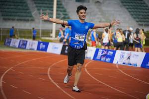 BIB: 12330
                            <button type="button" onclick="openModal(18682846)" class="btn btn-primary btn-sm float-right btn-popup" data-toggle="modal" data-target=".modal-high-quality">
                        <i class="fas fa-shopping-cart"></i> Add to Cart
                    </button>
                                            <button type="button" onclick="isThisMe(18682846, true)" class="btn btn-success btn-sm float-right btn-popup btn-isme hidden" data-toggle="tooltip" data-placement="bottom" title="นี่คือรูปของคุณใช่ไหม คลิกที่นี่เพื่อเอาเข้าอัลบั้ม">
                        <i class="fas fa-plus"></i> Add to album
                    </button>
                    <button type="button" onclick="isThisMe(18682846, false)" class="btn btn-warning btn-sm float-right btn-popup btn-isnotme hidden">
                        <i class="fas fa-ban"></i> Remove from album
                    </button>