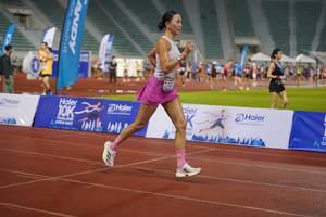 BIB: 322
                            <button type="button" onclick="openModal(18681943)" class="btn btn-primary btn-sm float-right btn-popup" data-toggle="modal" data-target=".modal-high-quality">
                        <i class="fas fa-shopping-cart"></i> Add to Cart
                    </button>
                                            <button type="button" onclick="isThisMe(18681943, true)" class="btn btn-success btn-sm float-right btn-popup btn-isme hidden" data-toggle="tooltip" data-placement="bottom" title="นี่คือรูปของคุณใช่ไหม คลิกที่นี่เพื่อเอาเข้าอัลบั้ม">
                        <i class="fas fa-plus"></i> Add to album
                    </button>
                    <button type="button" onclick="isThisMe(18681943, false)" class="btn btn-warning btn-sm float-right btn-popup btn-isnotme hidden">
                        <i class="fas fa-ban"></i> Remove from album
                    </button>