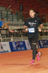 BIB: 12142
                            <button type="button" onclick="openModal(18729114)" class="btn btn-primary btn-sm float-right btn-popup" data-toggle="modal" data-target=".modal-high-quality">
                        <i class="fas fa-shopping-cart"></i> Add to Cart
                    </button>
                                            <button type="button" onclick="isThisMe(18729114, true)" class="btn btn-success btn-sm float-right btn-popup btn-isme hidden" data-toggle="tooltip" data-placement="bottom" title="นี่คือรูปของคุณใช่ไหม คลิกที่นี่เพื่อเอาเข้าอัลบั้ม">
                        <i class="fas fa-plus"></i> Add to album
                    </button>
                    <button type="button" onclick="isThisMe(18729114, false)" class="btn btn-warning btn-sm float-right btn-popup btn-isnotme hidden">
                        <i class="fas fa-ban"></i> Remove from album
                    </button>