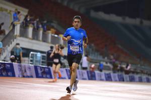 BIB: 12249
                            <button type="button" onclick="openModal(18683789)" class="btn btn-primary btn-sm float-right btn-popup" data-toggle="modal" data-target=".modal-high-quality">
                        <i class="fas fa-shopping-cart"></i> Add to Cart
                    </button>
                                            <button type="button" onclick="isThisMe(18683789, true)" class="btn btn-success btn-sm float-right btn-popup btn-isme hidden" data-toggle="tooltip" data-placement="bottom" title="นี่คือรูปของคุณใช่ไหม คลิกที่นี่เพื่อเอาเข้าอัลบั้ม">
                        <i class="fas fa-plus"></i> Add to album
                    </button>
                    <button type="button" onclick="isThisMe(18683789, false)" class="btn btn-warning btn-sm float-right btn-popup btn-isnotme hidden">
                        <i class="fas fa-ban"></i> Remove from album
                    </button>