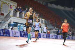 BIB: 12076
                            <button type="button" onclick="openModal(18689289)" class="btn btn-primary btn-sm float-right btn-popup" data-toggle="modal" data-target=".modal-high-quality">
                        <i class="fas fa-shopping-cart"></i> Add to Cart
                    </button>
                                            <button type="button" onclick="isThisMe(18689289, true)" class="btn btn-success btn-sm float-right btn-popup btn-isme hidden" data-toggle="tooltip" data-placement="bottom" title="นี่คือรูปของคุณใช่ไหม คลิกที่นี่เพื่อเอาเข้าอัลบั้ม">
                        <i class="fas fa-plus"></i> Add to album
                    </button>
                    <button type="button" onclick="isThisMe(18689289, false)" class="btn btn-warning btn-sm float-right btn-popup btn-isnotme hidden">
                        <i class="fas fa-ban"></i> Remove from album
                    </button>