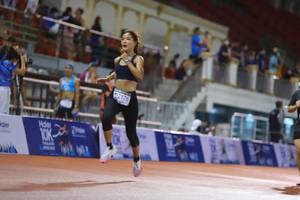 BIB: 9412
                            <button type="button" onclick="openModal(18683567)" class="btn btn-primary btn-sm float-right btn-popup" data-toggle="modal" data-target=".modal-high-quality">
                        <i class="fas fa-shopping-cart"></i> Add to Cart
                    </button>
                                            <button type="button" onclick="isThisMe(18683567, true)" class="btn btn-success btn-sm float-right btn-popup btn-isme hidden" data-toggle="tooltip" data-placement="bottom" title="นี่คือรูปของคุณใช่ไหม คลิกที่นี่เพื่อเอาเข้าอัลบั้ม">
                        <i class="fas fa-plus"></i> Add to album
                    </button>
                    <button type="button" onclick="isThisMe(18683567, false)" class="btn btn-warning btn-sm float-right btn-popup btn-isnotme hidden">
                        <i class="fas fa-ban"></i> Remove from album
                    </button>