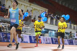 BIB: 12157
                            <button type="button" onclick="openModal(18684213)" class="btn btn-primary btn-sm float-right btn-popup" data-toggle="modal" data-target=".modal-high-quality">
                        <i class="fas fa-shopping-cart"></i> Add to Cart
                    </button>
                                            <button type="button" onclick="isThisMe(18684213, true)" class="btn btn-success btn-sm float-right btn-popup btn-isme hidden" data-toggle="tooltip" data-placement="bottom" title="นี่คือรูปของคุณใช่ไหม คลิกที่นี่เพื่อเอาเข้าอัลบั้ม">
                        <i class="fas fa-plus"></i> Add to album
                    </button>
                    <button type="button" onclick="isThisMe(18684213, false)" class="btn btn-warning btn-sm float-right btn-popup btn-isnotme hidden">
                        <i class="fas fa-ban"></i> Remove from album
                    </button>