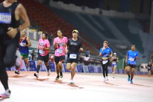 BIB: 1902, 12592, 11989, 100
                            <button type="button" onclick="openModal(18676581)" class="btn btn-primary btn-sm float-right btn-popup" data-toggle="modal" data-target=".modal-high-quality">
                        <i class="fas fa-shopping-cart"></i> Add to Cart
                    </button>
                                            <button type="button" onclick="isThisMe(18676581, true)" class="btn btn-success btn-sm float-right btn-popup btn-isme hidden" data-toggle="tooltip" data-placement="bottom" title="นี่คือรูปของคุณใช่ไหม คลิกที่นี่เพื่อเอาเข้าอัลบั้ม">
                        <i class="fas fa-plus"></i> Add to album
                    </button>
                    <button type="button" onclick="isThisMe(18676581, false)" class="btn btn-warning btn-sm float-right btn-popup btn-isnotme hidden">
                        <i class="fas fa-ban"></i> Remove from album
                    </button>