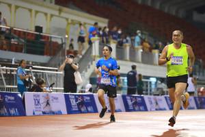 BIB: 12470, 11856
                            <button type="button" onclick="openModal(18682957)" class="btn btn-primary btn-sm float-right btn-popup" data-toggle="modal" data-target=".modal-high-quality">
                        <i class="fas fa-shopping-cart"></i> Add to Cart
                    </button>
                                            <button type="button" onclick="isThisMe(18682957, true)" class="btn btn-success btn-sm float-right btn-popup btn-isme hidden" data-toggle="tooltip" data-placement="bottom" title="นี่คือรูปของคุณใช่ไหม คลิกที่นี่เพื่อเอาเข้าอัลบั้ม">
                        <i class="fas fa-plus"></i> Add to album
                    </button>
                    <button type="button" onclick="isThisMe(18682957, false)" class="btn btn-warning btn-sm float-right btn-popup btn-isnotme hidden">
                        <i class="fas fa-ban"></i> Remove from album
                    </button>