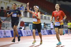 BIB: 12256, 12164, 11953
                            <button type="button" onclick="openModal(18683975)" class="btn btn-primary btn-sm float-right btn-popup" data-toggle="modal" data-target=".modal-high-quality">
                        <i class="fas fa-shopping-cart"></i> Add to Cart
                    </button>
                                            <button type="button" onclick="isThisMe(18683975, true)" class="btn btn-success btn-sm float-right btn-popup btn-isme hidden" data-toggle="tooltip" data-placement="bottom" title="นี่คือรูปของคุณใช่ไหม คลิกที่นี่เพื่อเอาเข้าอัลบั้ม">
                        <i class="fas fa-plus"></i> Add to album
                    </button>
                    <button type="button" onclick="isThisMe(18683975, false)" class="btn btn-warning btn-sm float-right btn-popup btn-isnotme hidden">
                        <i class="fas fa-ban"></i> Remove from album
                    </button>