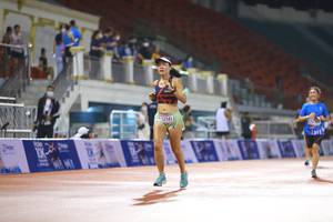 BIB: 12141
                            <button type="button" onclick="openModal(18683993)" class="btn btn-primary btn-sm float-right btn-popup" data-toggle="modal" data-target=".modal-high-quality">
                        <i class="fas fa-shopping-cart"></i> Add to Cart
                    </button>
                                            <button type="button" onclick="isThisMe(18683993, true)" class="btn btn-success btn-sm float-right btn-popup btn-isme hidden" data-toggle="tooltip" data-placement="bottom" title="นี่คือรูปของคุณใช่ไหม คลิกที่นี่เพื่อเอาเข้าอัลบั้ม">
                        <i class="fas fa-plus"></i> Add to album
                    </button>
                    <button type="button" onclick="isThisMe(18683993, false)" class="btn btn-warning btn-sm float-right btn-popup btn-isnotme hidden">
                        <i class="fas fa-ban"></i> Remove from album
                    </button>