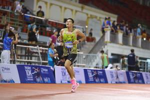 BIB: 11988
                            <button type="button" onclick="openModal(18683024)" class="btn btn-primary btn-sm float-right btn-popup" data-toggle="modal" data-target=".modal-high-quality">
                        <i class="fas fa-shopping-cart"></i> Add to Cart
                    </button>
                                            <button type="button" onclick="isThisMe(18683024, true)" class="btn btn-success btn-sm float-right btn-popup btn-isme hidden" data-toggle="tooltip" data-placement="bottom" title="นี่คือรูปของคุณใช่ไหม คลิกที่นี่เพื่อเอาเข้าอัลบั้ม">
                        <i class="fas fa-plus"></i> Add to album
                    </button>
                    <button type="button" onclick="isThisMe(18683024, false)" class="btn btn-warning btn-sm float-right btn-popup btn-isnotme hidden">
                        <i class="fas fa-ban"></i> Remove from album
                    </button>