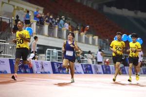 BIB: 11774
                            <button type="button" onclick="openModal(18689707)" class="btn btn-primary btn-sm float-right btn-popup" data-toggle="modal" data-target=".modal-high-quality">
                        <i class="fas fa-shopping-cart"></i> Add to Cart
                    </button>
                                            <button type="button" onclick="isThisMe(18689707, true)" class="btn btn-success btn-sm float-right btn-popup btn-isme hidden" data-toggle="tooltip" data-placement="bottom" title="นี่คือรูปของคุณใช่ไหม คลิกที่นี่เพื่อเอาเข้าอัลบั้ม">
                        <i class="fas fa-plus"></i> Add to album
                    </button>
                    <button type="button" onclick="isThisMe(18689707, false)" class="btn btn-warning btn-sm float-right btn-popup btn-isnotme hidden">
                        <i class="fas fa-ban"></i> Remove from album
                    </button>