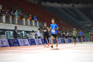 BIB: 12140
                            <button type="button" onclick="openModal(18683214)" class="btn btn-primary btn-sm float-right btn-popup" data-toggle="modal" data-target=".modal-high-quality">
                        <i class="fas fa-shopping-cart"></i> Add to Cart
                    </button>
                                            <button type="button" onclick="isThisMe(18683214, true)" class="btn btn-success btn-sm float-right btn-popup btn-isme hidden" data-toggle="tooltip" data-placement="bottom" title="นี่คือรูปของคุณใช่ไหม คลิกที่นี่เพื่อเอาเข้าอัลบั้ม">
                        <i class="fas fa-plus"></i> Add to album
                    </button>
                    <button type="button" onclick="isThisMe(18683214, false)" class="btn btn-warning btn-sm float-right btn-popup btn-isnotme hidden">
                        <i class="fas fa-ban"></i> Remove from album
                    </button>