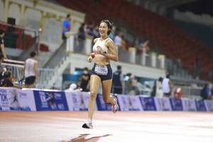 BIB: 11982
                            <button type="button" onclick="openModal(18689591)" class="btn btn-primary btn-sm float-right btn-popup" data-toggle="modal" data-target=".modal-high-quality">
                        <i class="fas fa-shopping-cart"></i> Add to Cart
                    </button>
                                            <button type="button" onclick="isThisMe(18689591, true)" class="btn btn-success btn-sm float-right btn-popup btn-isme hidden" data-toggle="tooltip" data-placement="bottom" title="นี่คือรูปของคุณใช่ไหม คลิกที่นี่เพื่อเอาเข้าอัลบั้ม">
                        <i class="fas fa-plus"></i> Add to album
                    </button>
                    <button type="button" onclick="isThisMe(18689591, false)" class="btn btn-warning btn-sm float-right btn-popup btn-isnotme hidden">
                        <i class="fas fa-ban"></i> Remove from album
                    </button>