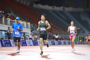 BIB: 12402, 12247
                            <button type="button" onclick="openModal(18676257)" class="btn btn-primary btn-sm float-right btn-popup" data-toggle="modal" data-target=".modal-high-quality">
                        <i class="fas fa-shopping-cart"></i> Add to Cart
                    </button>
                                            <button type="button" onclick="isThisMe(18676257, true)" class="btn btn-success btn-sm float-right btn-popup btn-isme hidden" data-toggle="tooltip" data-placement="bottom" title="นี่คือรูปของคุณใช่ไหม คลิกที่นี่เพื่อเอาเข้าอัลบั้ม">
                        <i class="fas fa-plus"></i> Add to album
                    </button>
                    <button type="button" onclick="isThisMe(18676257, false)" class="btn btn-warning btn-sm float-right btn-popup btn-isnotme hidden">
                        <i class="fas fa-ban"></i> Remove from album
                    </button>