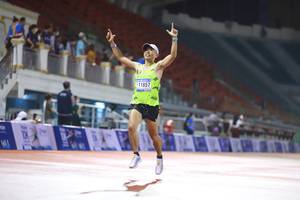 BIB: 11857
                            <button type="button" onclick="openModal(18683019)" class="btn btn-primary btn-sm float-right btn-popup" data-toggle="modal" data-target=".modal-high-quality">
                        <i class="fas fa-shopping-cart"></i> Add to Cart
                    </button>
                                            <button type="button" onclick="isThisMe(18683019, true)" class="btn btn-success btn-sm float-right btn-popup btn-isme hidden" data-toggle="tooltip" data-placement="bottom" title="นี่คือรูปของคุณใช่ไหม คลิกที่นี่เพื่อเอาเข้าอัลบั้ม">
                        <i class="fas fa-plus"></i> Add to album
                    </button>
                    <button type="button" onclick="isThisMe(18683019, false)" class="btn btn-warning btn-sm float-right btn-popup btn-isnotme hidden">
                        <i class="fas fa-ban"></i> Remove from album
                    </button>