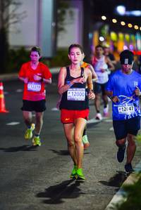 BIB: 12216, 12000, 12047
                            <button type="button" onclick="openModal(18754905)" class="btn btn-primary btn-sm float-right btn-popup" data-toggle="modal" data-target=".modal-high-quality">
                        <i class="fas fa-shopping-cart"></i> Add to Cart
                    </button>
                                            <button type="button" onclick="isThisMe(18754905, true)" class="btn btn-success btn-sm float-right btn-popup btn-isme hidden" data-toggle="tooltip" data-placement="bottom" title="นี่คือรูปของคุณใช่ไหม คลิกที่นี่เพื่อเอาเข้าอัลบั้ม">
                        <i class="fas fa-plus"></i> Add to album
                    </button>
                    <button type="button" onclick="isThisMe(18754905, false)" class="btn btn-warning btn-sm float-right btn-popup btn-isnotme hidden">
                        <i class="fas fa-ban"></i> Remove from album
                    </button>