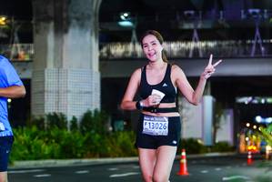 BIB: 13026
                            <button type="button" onclick="openModal(18755643)" class="btn btn-primary btn-sm float-right btn-popup" data-toggle="modal" data-target=".modal-high-quality">
                        <i class="fas fa-shopping-cart"></i> Add to Cart
                    </button>
                                            <button type="button" onclick="isThisMe(18755643, true)" class="btn btn-success btn-sm float-right btn-popup btn-isme hidden" data-toggle="tooltip" data-placement="bottom" title="นี่คือรูปของคุณใช่ไหม คลิกที่นี่เพื่อเอาเข้าอัลบั้ม">
                        <i class="fas fa-plus"></i> Add to album
                    </button>
                    <button type="button" onclick="isThisMe(18755643, false)" class="btn btn-warning btn-sm float-right btn-popup btn-isnotme hidden">
                        <i class="fas fa-ban"></i> Remove from album
                    </button>