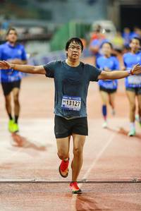 BIB: 13127
                            <button type="button" onclick="openModal(18764790)" class="btn btn-primary btn-sm float-right btn-popup" data-toggle="modal" data-target=".modal-high-quality">
                        <i class="fas fa-shopping-cart"></i> Add to Cart
                    </button>
                                            <button type="button" onclick="isThisMe(18764790, true)" class="btn btn-success btn-sm float-right btn-popup btn-isme hidden" data-toggle="tooltip" data-placement="bottom" title="นี่คือรูปของคุณใช่ไหม คลิกที่นี่เพื่อเอาเข้าอัลบั้ม">
                        <i class="fas fa-plus"></i> Add to album
                    </button>
                    <button type="button" onclick="isThisMe(18764790, false)" class="btn btn-warning btn-sm float-right btn-popup btn-isnotme hidden">
                        <i class="fas fa-ban"></i> Remove from album
                    </button>