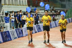 BIB: 300, 102
                            <button type="button" onclick="openModal(18758527)" class="btn btn-primary btn-sm float-right btn-popup" data-toggle="modal" data-target=".modal-high-quality">
                        <i class="fas fa-shopping-cart"></i> Add to Cart
                    </button>
                                            <button type="button" onclick="isThisMe(18758527, true)" class="btn btn-success btn-sm float-right btn-popup btn-isme hidden" data-toggle="tooltip" data-placement="bottom" title="นี่คือรูปของคุณใช่ไหม คลิกที่นี่เพื่อเอาเข้าอัลบั้ม">
                        <i class="fas fa-plus"></i> Add to album
                    </button>
                    <button type="button" onclick="isThisMe(18758527, false)" class="btn btn-warning btn-sm float-right btn-popup btn-isnotme hidden">
                        <i class="fas fa-ban"></i> Remove from album
                    </button>