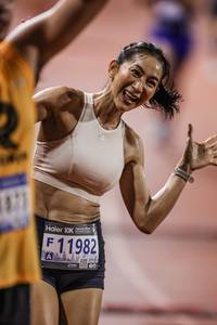 BIB: 409, 11982, 200
                            <button type="button" onclick="openModal(18754164)" class="btn btn-primary btn-sm float-right btn-popup" data-toggle="modal" data-target=".modal-high-quality">
                        <i class="fas fa-shopping-cart"></i> Add to Cart
                    </button>
                                            <button type="button" onclick="isThisMe(18754164, true)" class="btn btn-success btn-sm float-right btn-popup btn-isme hidden" data-toggle="tooltip" data-placement="bottom" title="นี่คือรูปของคุณใช่ไหม คลิกที่นี่เพื่อเอาเข้าอัลบั้ม">
                        <i class="fas fa-plus"></i> Add to album
                    </button>
                    <button type="button" onclick="isThisMe(18754164, false)" class="btn btn-warning btn-sm float-right btn-popup btn-isnotme hidden">
                        <i class="fas fa-ban"></i> Remove from album
                    </button>