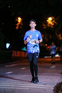 BIB: 1292
                            <button type="button" onclick="openModal(18720413)" class="btn btn-primary btn-sm float-right btn-popup" data-toggle="modal" data-target=".modal-high-quality">
                        <i class="fas fa-shopping-cart"></i> Add to Cart
                    </button>
                                            <button type="button" onclick="isThisMe(18720413, true)" class="btn btn-success btn-sm float-right btn-popup btn-isme hidden" data-toggle="tooltip" data-placement="bottom" title="นี่คือรูปของคุณใช่ไหม คลิกที่นี่เพื่อเอาเข้าอัลบั้ม">
                        <i class="fas fa-plus"></i> Add to album
                    </button>
                    <button type="button" onclick="isThisMe(18720413, false)" class="btn btn-warning btn-sm float-right btn-popup btn-isnotme hidden">
                        <i class="fas fa-ban"></i> Remove from album
                    </button>