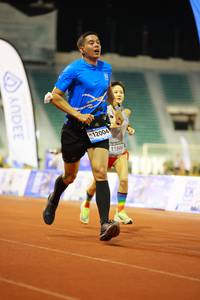 BIB: 12004, 11946
                            <button type="button" onclick="openModal(18720034)" class="btn btn-primary btn-sm float-right btn-popup" data-toggle="modal" data-target=".modal-high-quality">
                        <i class="fas fa-shopping-cart"></i> Add to Cart
                    </button>
                                            <button type="button" onclick="isThisMe(18720034, true)" class="btn btn-success btn-sm float-right btn-popup btn-isme hidden" data-toggle="tooltip" data-placement="bottom" title="นี่คือรูปของคุณใช่ไหม คลิกที่นี่เพื่อเอาเข้าอัลบั้ม">
                        <i class="fas fa-plus"></i> Add to album
                    </button>
                    <button type="button" onclick="isThisMe(18720034, false)" class="btn btn-warning btn-sm float-right btn-popup btn-isnotme hidden">
                        <i class="fas fa-ban"></i> Remove from album
                    </button>