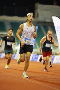 BIB: 11974, 1199
                            <button type="button" onclick="openModal(18720111)" class="btn btn-primary btn-sm float-right btn-popup" data-toggle="modal" data-target=".modal-high-quality">
                        <i class="fas fa-shopping-cart"></i> Add to Cart
                    </button>
                                            <button type="button" onclick="isThisMe(18720111, true)" class="btn btn-success btn-sm float-right btn-popup btn-isme hidden" data-toggle="tooltip" data-placement="bottom" title="นี่คือรูปของคุณใช่ไหม คลิกที่นี่เพื่อเอาเข้าอัลบั้ม">
                        <i class="fas fa-plus"></i> Add to album
                    </button>
                    <button type="button" onclick="isThisMe(18720111, false)" class="btn btn-warning btn-sm float-right btn-popup btn-isnotme hidden">
                        <i class="fas fa-ban"></i> Remove from album
                    </button>