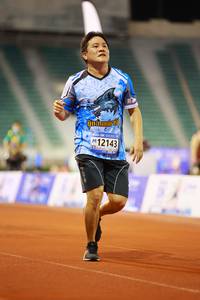 BIB: 12143
                            <button type="button" onclick="openModal(18730328)" class="btn btn-primary btn-sm float-right btn-popup" data-toggle="modal" data-target=".modal-high-quality">
                        <i class="fas fa-shopping-cart"></i> Add to Cart
                    </button>
                                            <button type="button" onclick="isThisMe(18730328, true)" class="btn btn-success btn-sm float-right btn-popup btn-isme hidden" data-toggle="tooltip" data-placement="bottom" title="นี่คือรูปของคุณใช่ไหม คลิกที่นี่เพื่อเอาเข้าอัลบั้ม">
                        <i class="fas fa-plus"></i> Add to album
                    </button>
                    <button type="button" onclick="isThisMe(18730328, false)" class="btn btn-warning btn-sm float-right btn-popup btn-isnotme hidden">
                        <i class="fas fa-ban"></i> Remove from album
                    </button>