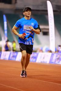 BIB: 123
                            <button type="button" onclick="openModal(18730264)" class="btn btn-primary btn-sm float-right btn-popup" data-toggle="modal" data-target=".modal-high-quality">
                        <i class="fas fa-shopping-cart"></i> Add to Cart
                    </button>
                                            <button type="button" onclick="isThisMe(18730264, true)" class="btn btn-success btn-sm float-right btn-popup btn-isme hidden" data-toggle="tooltip" data-placement="bottom" title="นี่คือรูปของคุณใช่ไหม คลิกที่นี่เพื่อเอาเข้าอัลบั้ม">
                        <i class="fas fa-plus"></i> Add to album
                    </button>
                    <button type="button" onclick="isThisMe(18730264, false)" class="btn btn-warning btn-sm float-right btn-popup btn-isnotme hidden">
                        <i class="fas fa-ban"></i> Remove from album
                    </button>