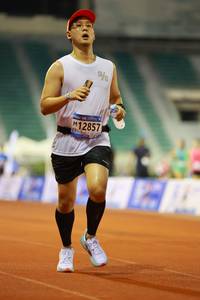 BIB: 12857, 1034
                            <button type="button" onclick="openModal(18726983)" class="btn btn-primary btn-sm float-right btn-popup" data-toggle="modal" data-target=".modal-high-quality">
                        <i class="fas fa-shopping-cart"></i> Add to Cart
                    </button>
                                            <button type="button" onclick="isThisMe(18726983, true)" class="btn btn-success btn-sm float-right btn-popup btn-isme hidden" data-toggle="tooltip" data-placement="bottom" title="นี่คือรูปของคุณใช่ไหม คลิกที่นี่เพื่อเอาเข้าอัลบั้ม">
                        <i class="fas fa-plus"></i> Add to album
                    </button>
                    <button type="button" onclick="isThisMe(18726983, false)" class="btn btn-warning btn-sm float-right btn-popup btn-isnotme hidden">
                        <i class="fas fa-ban"></i> Remove from album
                    </button>