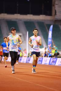 BIB: 12397, 12378
                            <button type="button" onclick="openModal(18732497)" class="btn btn-primary btn-sm float-right btn-popup" data-toggle="modal" data-target=".modal-high-quality">
                        <i class="fas fa-shopping-cart"></i> Add to Cart
                    </button>
                                            <button type="button" onclick="isThisMe(18732497, true)" class="btn btn-success btn-sm float-right btn-popup btn-isme hidden" data-toggle="tooltip" data-placement="bottom" title="นี่คือรูปของคุณใช่ไหม คลิกที่นี่เพื่อเอาเข้าอัลบั้ม">
                        <i class="fas fa-plus"></i> Add to album
                    </button>
                    <button type="button" onclick="isThisMe(18732497, false)" class="btn btn-warning btn-sm float-right btn-popup btn-isnotme hidden">
                        <i class="fas fa-ban"></i> Remove from album
                    </button>