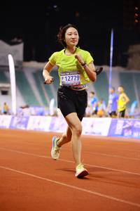 BIB: 12779
                            <button type="button" onclick="openModal(18731716)" class="btn btn-primary btn-sm float-right btn-popup" data-toggle="modal" data-target=".modal-high-quality">
                        <i class="fas fa-shopping-cart"></i> Add to Cart
                    </button>
                                            <button type="button" onclick="isThisMe(18731716, true)" class="btn btn-success btn-sm float-right btn-popup btn-isme hidden" data-toggle="tooltip" data-placement="bottom" title="นี่คือรูปของคุณใช่ไหม คลิกที่นี่เพื่อเอาเข้าอัลบั้ม">
                        <i class="fas fa-plus"></i> Add to album
                    </button>
                    <button type="button" onclick="isThisMe(18731716, false)" class="btn btn-warning btn-sm float-right btn-popup btn-isnotme hidden">
                        <i class="fas fa-ban"></i> Remove from album
                    </button>