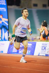 BIB: 12095
                            <button type="button" onclick="openModal(18769103)" class="btn btn-primary btn-sm float-right btn-popup" data-toggle="modal" data-target=".modal-high-quality">
                        <i class="fas fa-shopping-cart"></i> Add to Cart
                    </button>
                                            <button type="button" onclick="isThisMe(18769103, true)" class="btn btn-success btn-sm float-right btn-popup btn-isme hidden" data-toggle="tooltip" data-placement="bottom" title="นี่คือรูปของคุณใช่ไหม คลิกที่นี่เพื่อเอาเข้าอัลบั้ม">
                        <i class="fas fa-plus"></i> Add to album
                    </button>
                    <button type="button" onclick="isThisMe(18769103, false)" class="btn btn-warning btn-sm float-right btn-popup btn-isnotme hidden">
                        <i class="fas fa-ban"></i> Remove from album
                    </button>