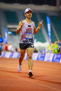 BIB: 12118
                            <button type="button" onclick="openModal(18774661)" class="btn btn-primary btn-sm float-right btn-popup" data-toggle="modal" data-target=".modal-high-quality">
                        <i class="fas fa-shopping-cart"></i> Add to Cart
                    </button>
                                            <button type="button" onclick="isThisMe(18774661, true)" class="btn btn-success btn-sm float-right btn-popup btn-isme hidden" data-toggle="tooltip" data-placement="bottom" title="นี่คือรูปของคุณใช่ไหม คลิกที่นี่เพื่อเอาเข้าอัลบั้ม">
                        <i class="fas fa-plus"></i> Add to album
                    </button>
                    <button type="button" onclick="isThisMe(18774661, false)" class="btn btn-warning btn-sm float-right btn-popup btn-isnotme hidden">
                        <i class="fas fa-ban"></i> Remove from album
                    </button>