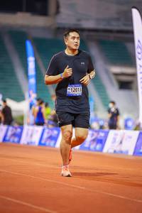 BIB: 12013
                            <button type="button" onclick="openModal(18782086)" class="btn btn-primary btn-sm float-right btn-popup" data-toggle="modal" data-target=".modal-high-quality">
                        <i class="fas fa-shopping-cart"></i> Add to Cart
                    </button>
                                            <button type="button" onclick="isThisMe(18782086, true)" class="btn btn-success btn-sm float-right btn-popup btn-isme hidden" data-toggle="tooltip" data-placement="bottom" title="นี่คือรูปของคุณใช่ไหม คลิกที่นี่เพื่อเอาเข้าอัลบั้ม">
                        <i class="fas fa-plus"></i> Add to album
                    </button>
                    <button type="button" onclick="isThisMe(18782086, false)" class="btn btn-warning btn-sm float-right btn-popup btn-isnotme hidden">
                        <i class="fas fa-ban"></i> Remove from album
                    </button>