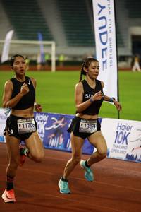 BIB: 11706, 13034, 2022
                            <button type="button" onclick="openModal(18716186)" class="btn btn-primary btn-sm float-right btn-popup" data-toggle="modal" data-target=".modal-high-quality">
                        <i class="fas fa-shopping-cart"></i> Add to Cart
                    </button>
                                            <button type="button" onclick="isThisMe(18716186, true)" class="btn btn-success btn-sm float-right btn-popup btn-isme hidden" data-toggle="tooltip" data-placement="bottom" title="นี่คือรูปของคุณใช่ไหม คลิกที่นี่เพื่อเอาเข้าอัลบั้ม">
                        <i class="fas fa-plus"></i> Add to album
                    </button>
                    <button type="button" onclick="isThisMe(18716186, false)" class="btn btn-warning btn-sm float-right btn-popup btn-isnotme hidden">
                        <i class="fas fa-ban"></i> Remove from album
                    </button>