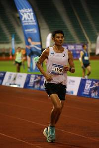 BIB: 11902
                            <button type="button" onclick="openModal(18716736)" class="btn btn-primary btn-sm float-right btn-popup" data-toggle="modal" data-target=".modal-high-quality">
                        <i class="fas fa-shopping-cart"></i> Add to Cart
                    </button>
                                            <button type="button" onclick="isThisMe(18716736, true)" class="btn btn-success btn-sm float-right btn-popup btn-isme hidden" data-toggle="tooltip" data-placement="bottom" title="นี่คือรูปของคุณใช่ไหม คลิกที่นี่เพื่อเอาเข้าอัลบั้ม">
                        <i class="fas fa-plus"></i> Add to album
                    </button>
                    <button type="button" onclick="isThisMe(18716736, false)" class="btn btn-warning btn-sm float-right btn-popup btn-isnotme hidden">
                        <i class="fas fa-ban"></i> Remove from album
                    </button>